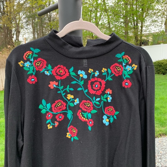 Loft - Bohemian Top - Floral - Picture 2 of 4